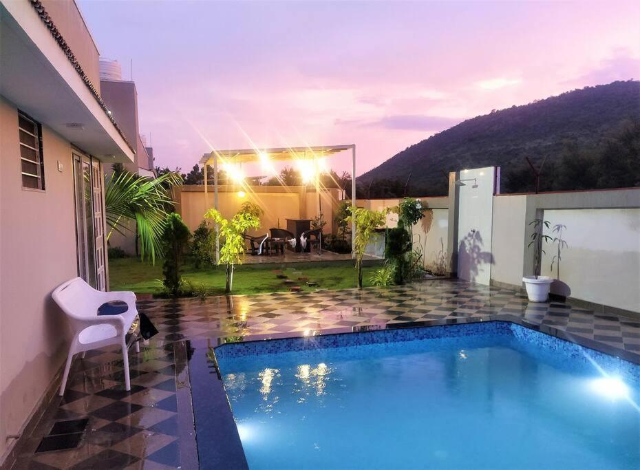 Nine Hill Villa - 2Bhk Private Villa With Pool Udaipur Exterior foto